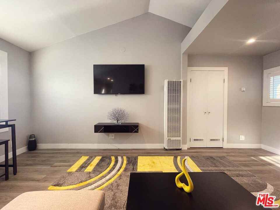 10 27th Ave - Photo 5 of 13