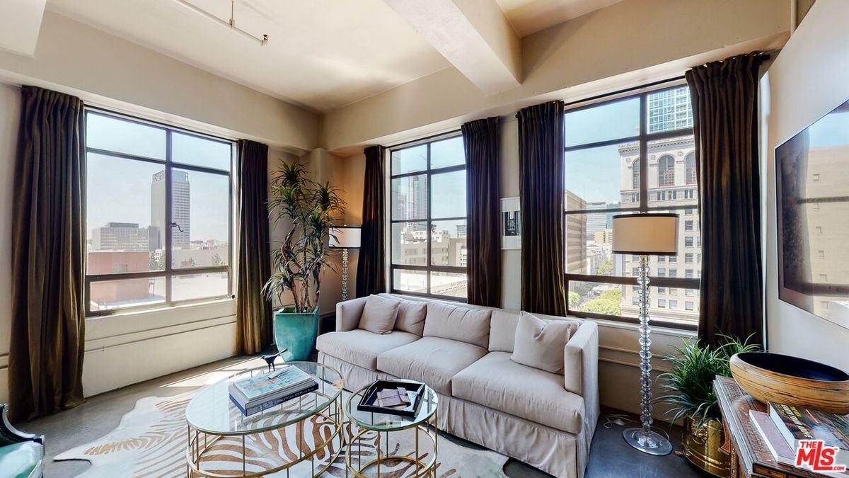 849 S Broadway ##708 - Photo 4 of 30