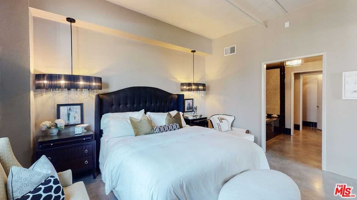 849 S Broadway ##708 - Photo 7 of 30