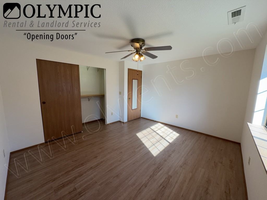 3508 Autumnwood Ct Se - Photo 3 of 15