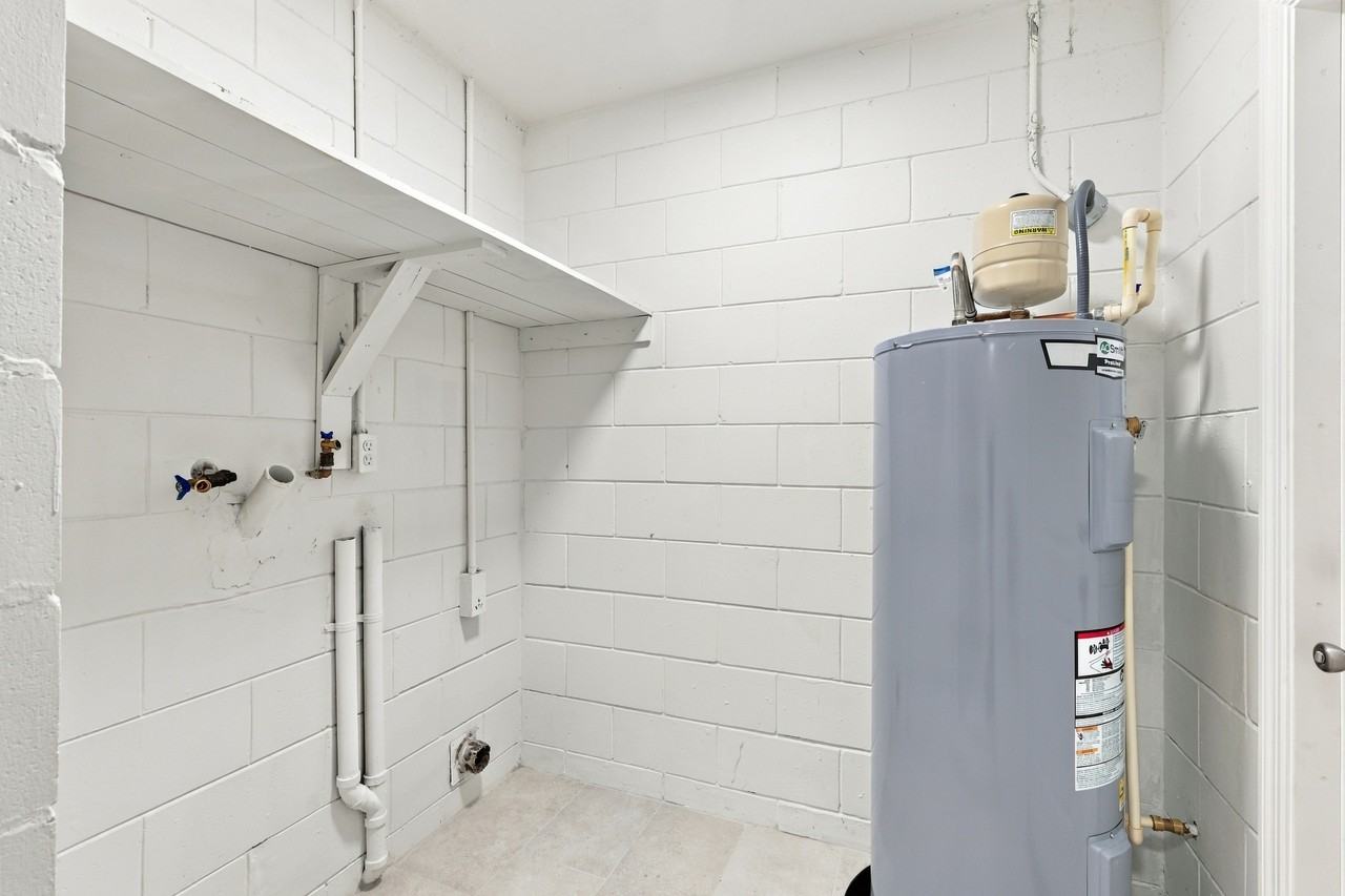 448 Ashmore Ave - Photo 7 of 15