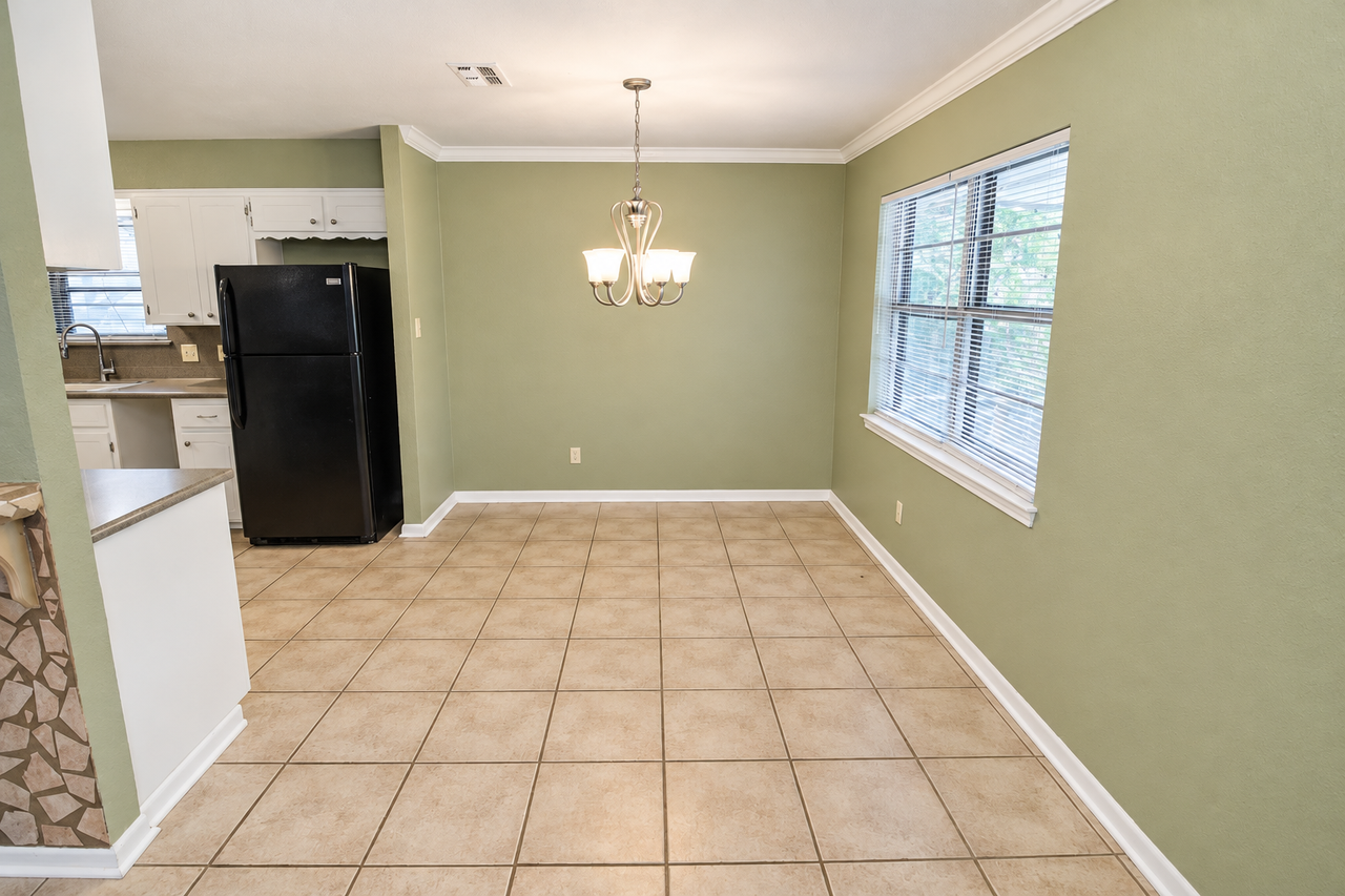 517 E 27th Ave - Photo 4 of 16