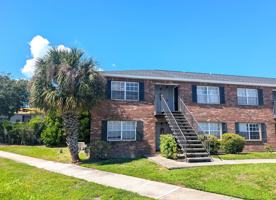 featured image of 6415 S Roberts Ave #201