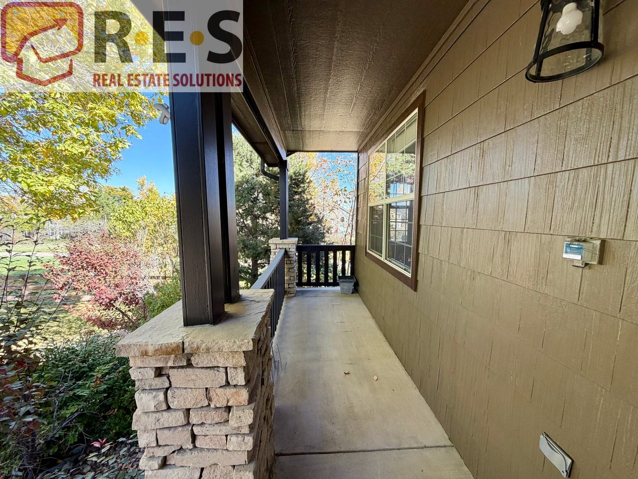 5808 W Ida Dr - Photo 3 of 24