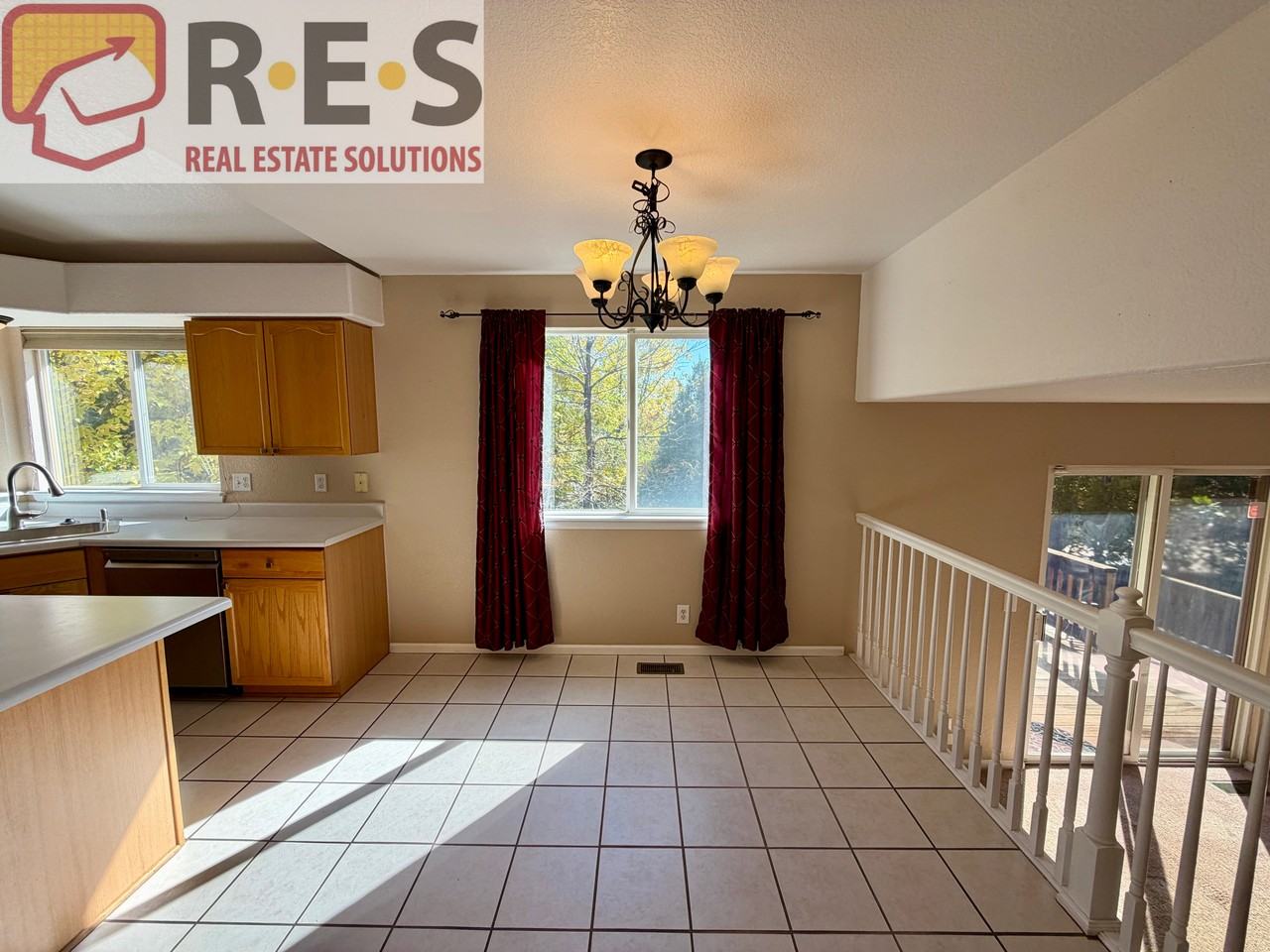 5808 W Ida Dr - Photo 5 of 24