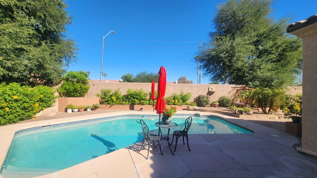 17235 N 55th Pl - Photo 2 of 7