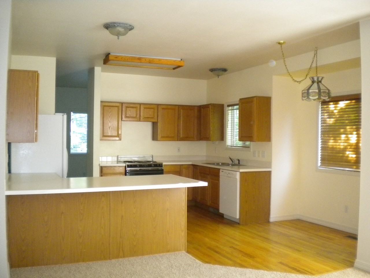 4732 Kings Ridge Blvd - Photo 5 of 17