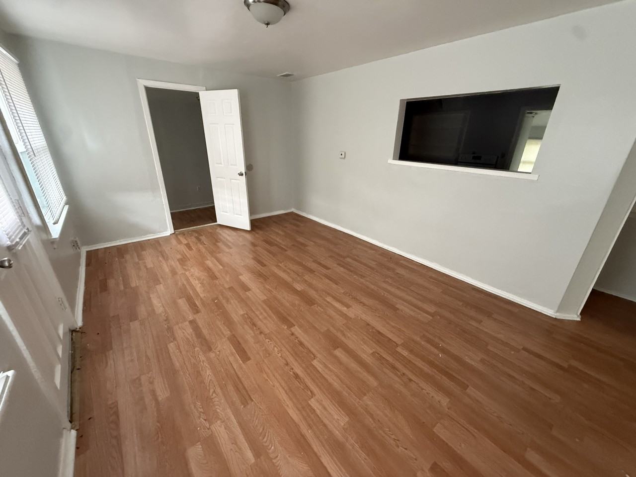 605 Ferguson Ave - Photo 5 of 19