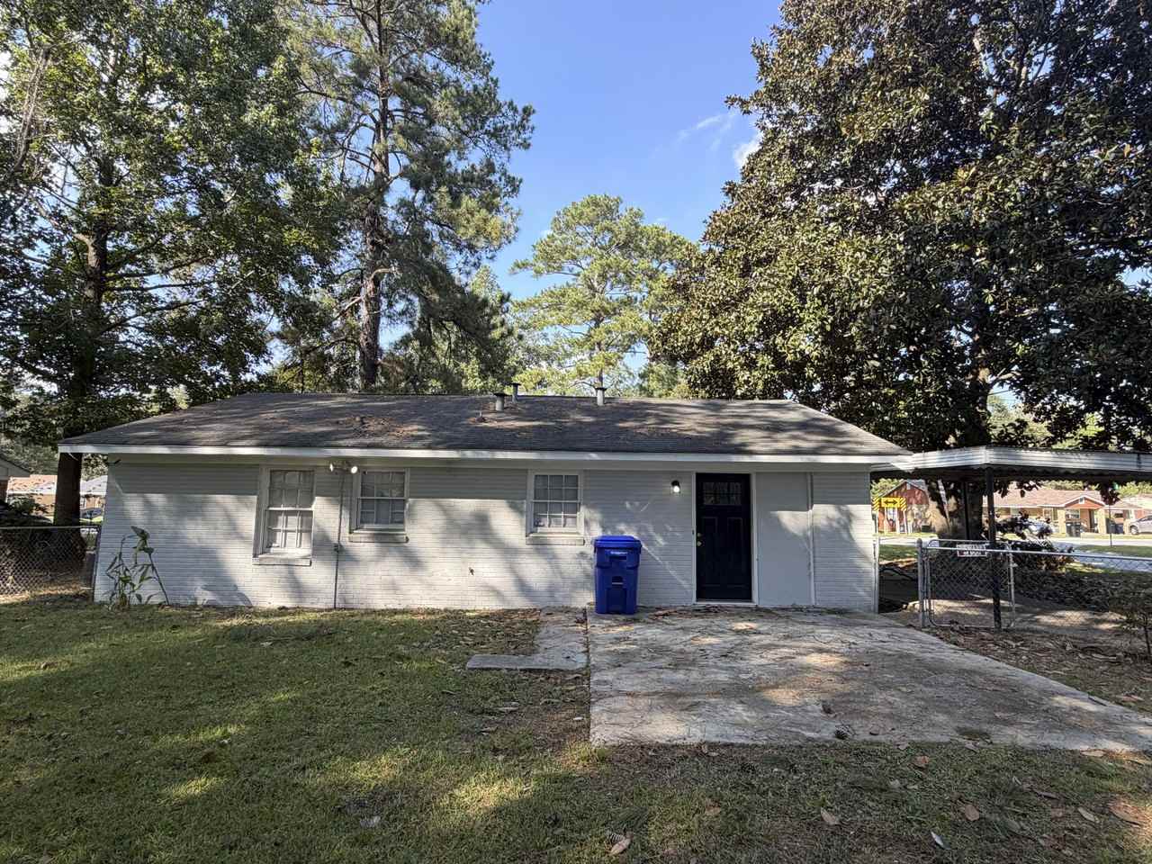 4516 Gardiner Dr - Photo 3 of 12