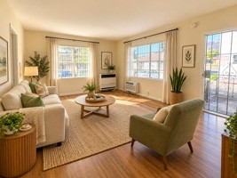 featured image of 522 W Glenoaks Blvd #B