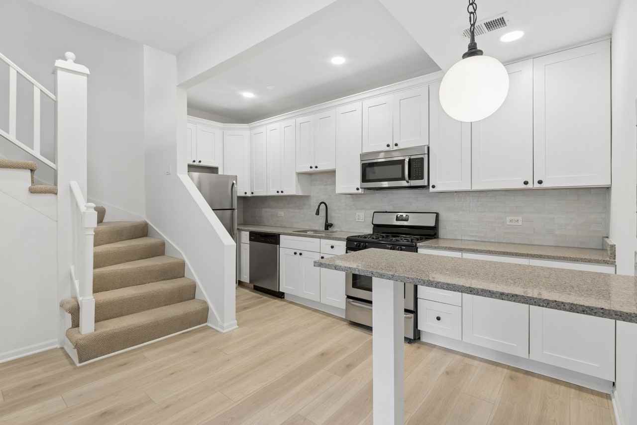 935 W Armitage Ave #937-3B - Photo 6 of 21