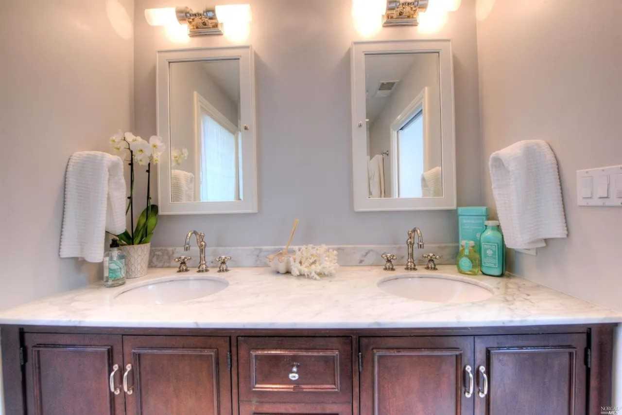 480 Los Cerros Dr #NA - Photo 2 of 20
