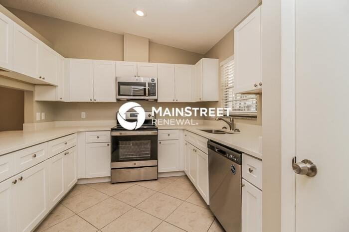 754 Bistline Ave - Photo 7 of 16