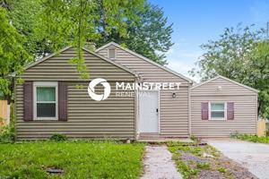 featured image of 4411 N Charlotte St