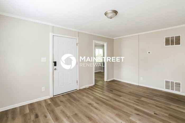 4411 N Charlotte St - Photo 3 of 16