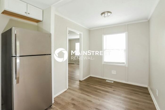4411 N Charlotte St - Photo 5 of 16