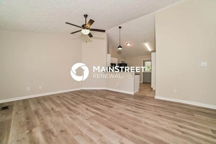 6061 Warrenpark Ln - Photo 4 of 15