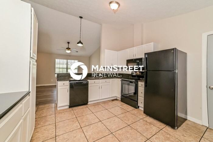 6061 Warrenpark Ln - Photo 5 of 15
