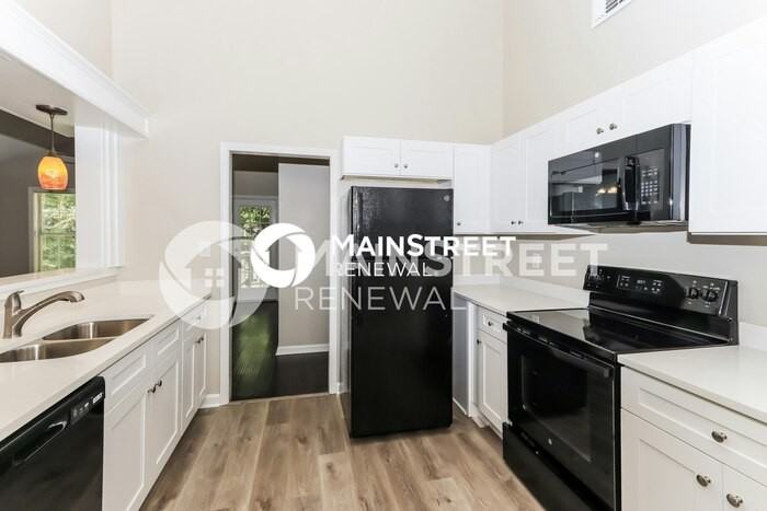 310 Annie Ln - Photo 5 of 16