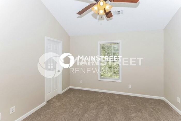 310 Annie Ln - Photo 7 of 16