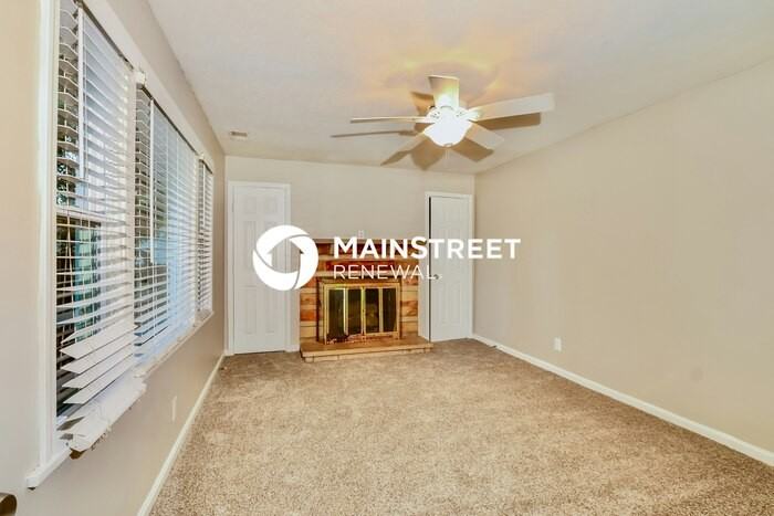 4213 Searcy Dr - Photo 7 of 16