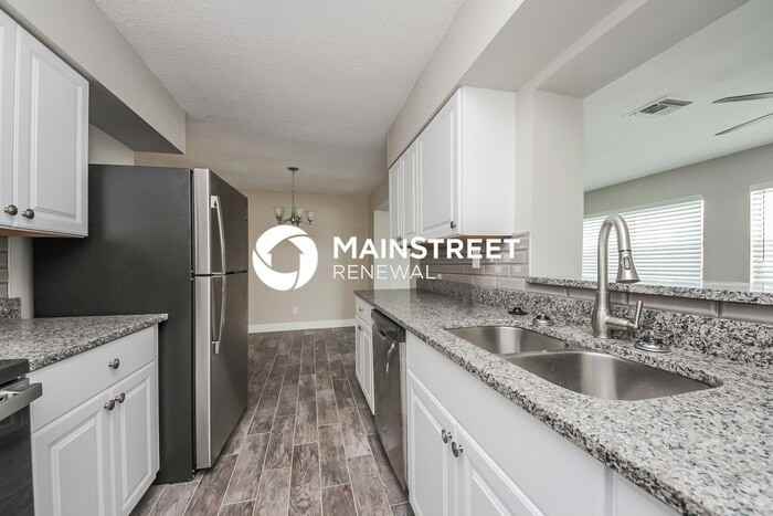5013 Falmouth Dr - Photo 6 of 16