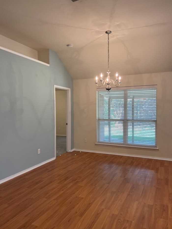 1305 Fox Glen Trl - Photo 3 of 17