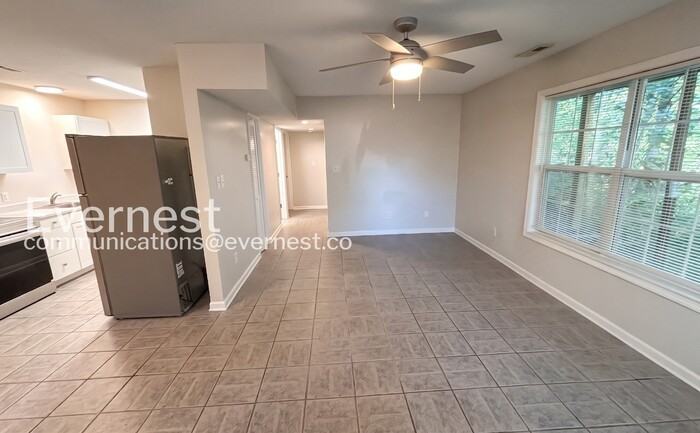 213 Alpine Dr #C - Photo 6 of 17