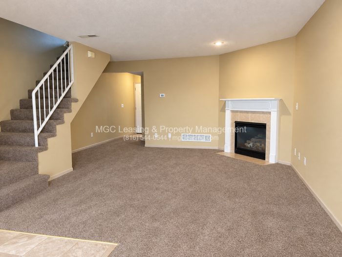1018 Garden Way - Photo 4 of 22