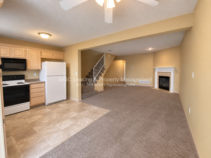 1018 Garden Way - Photo 6 of 22