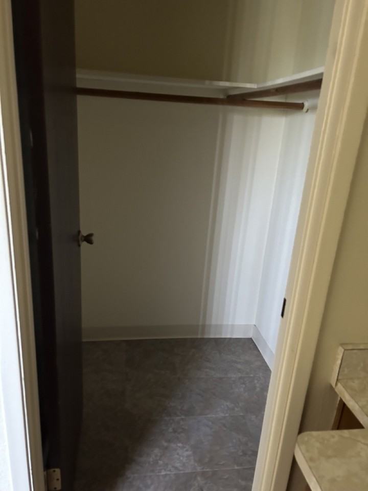 1121 Lloyd Street - Photo 3 of 12