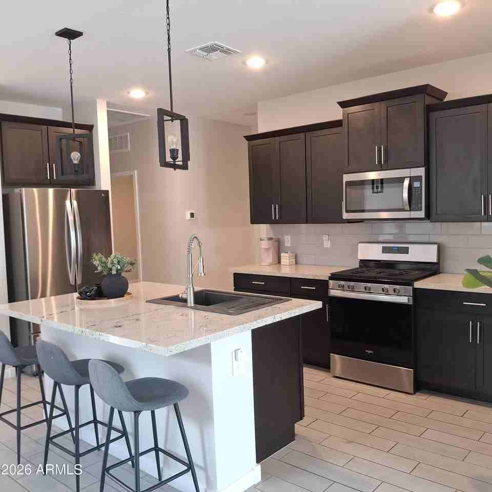40366 W Sunland Dr - Photo 4 of 29