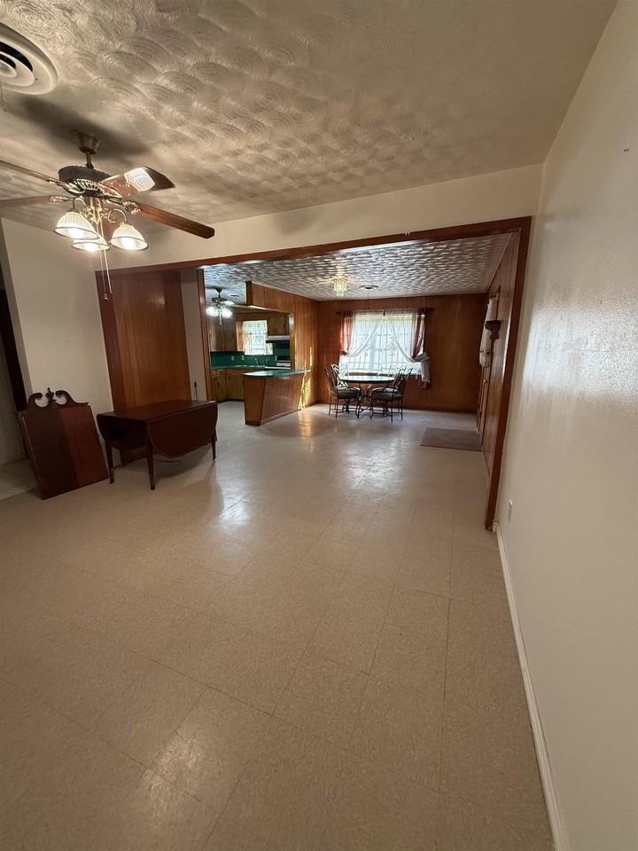 3335 Bennett Rd - Photo 6 of 18