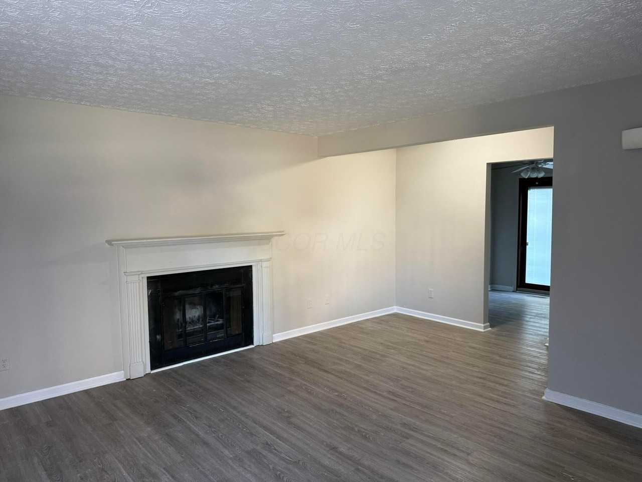 7587 Penwood Pl - Photo 5 of 29