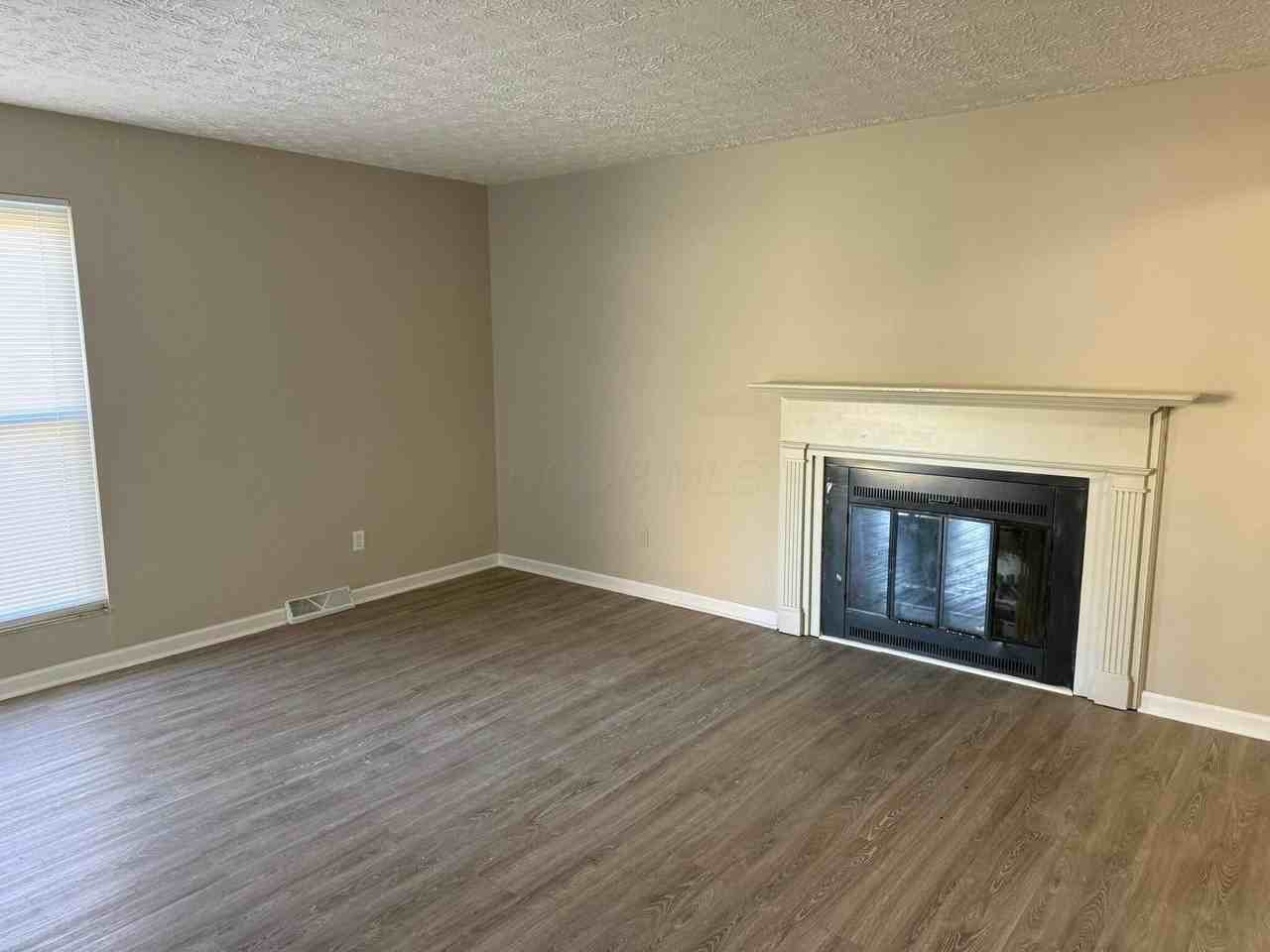 7587 Penwood Pl - Photo 6 of 29