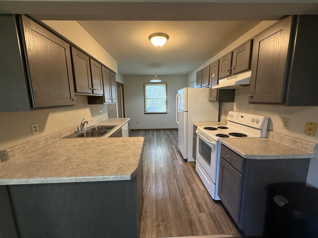 357 Locust St #AB - Photo 4 of 12