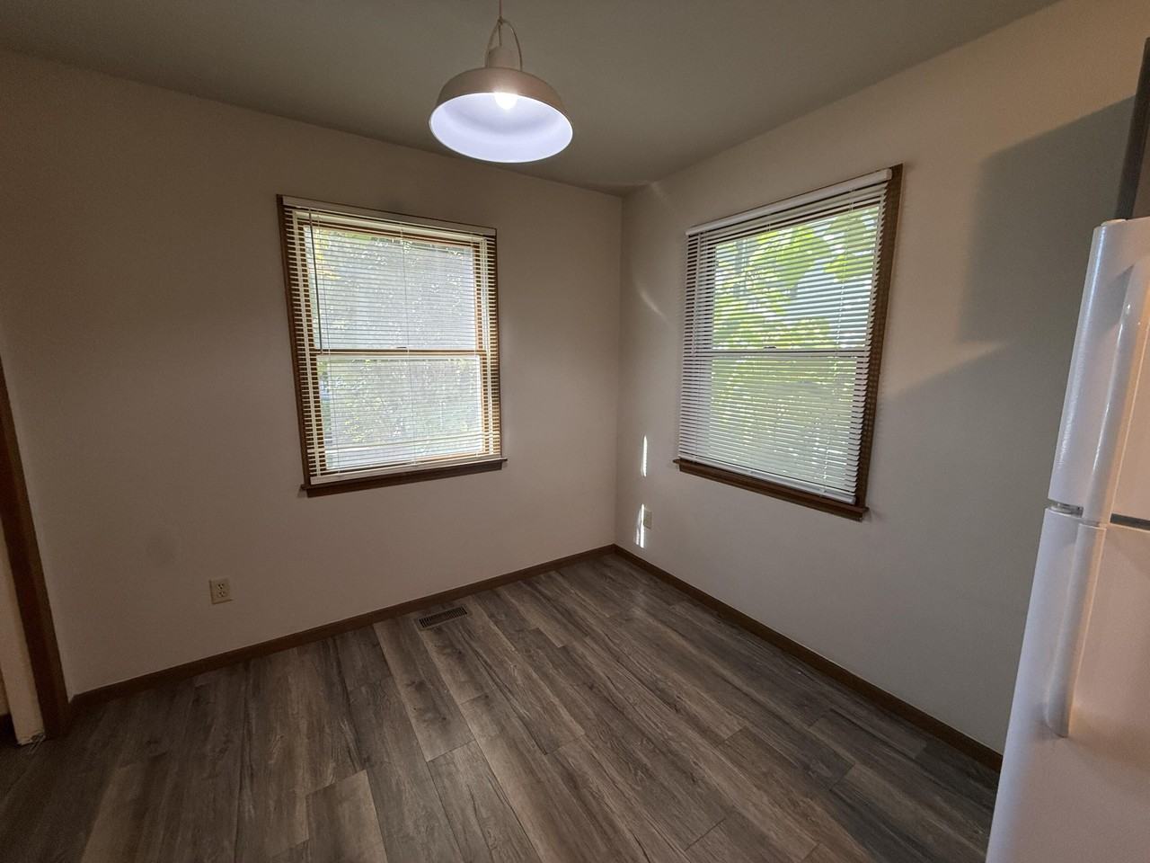 357 Locust St #AB - Photo 5 of 12