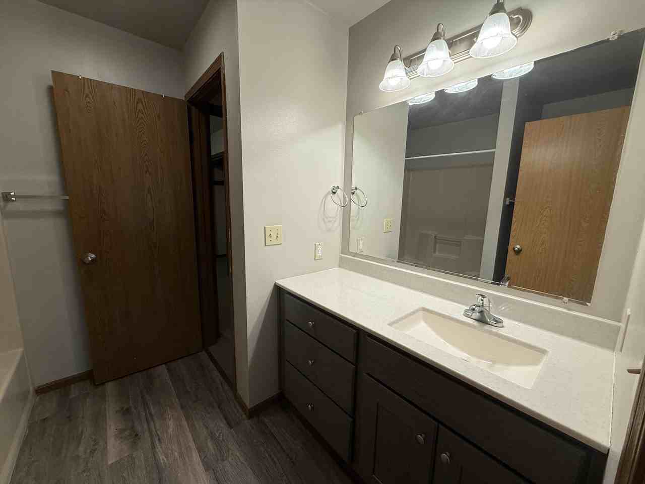 357 Locust St #AB - Photo 6 of 12