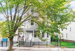 featured image of 16 Seymour Ave
