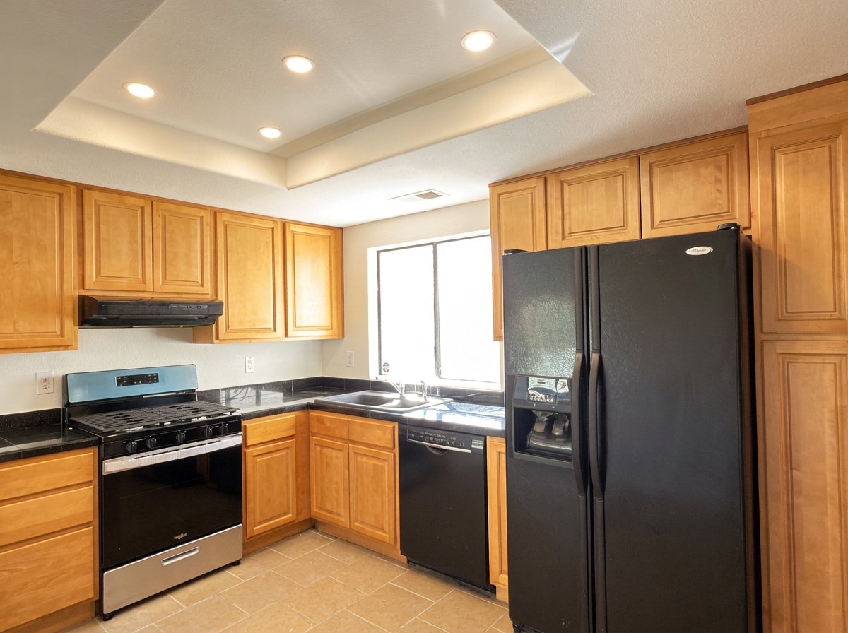 64696 Vardon Ct #1 - Photo 4 of 15