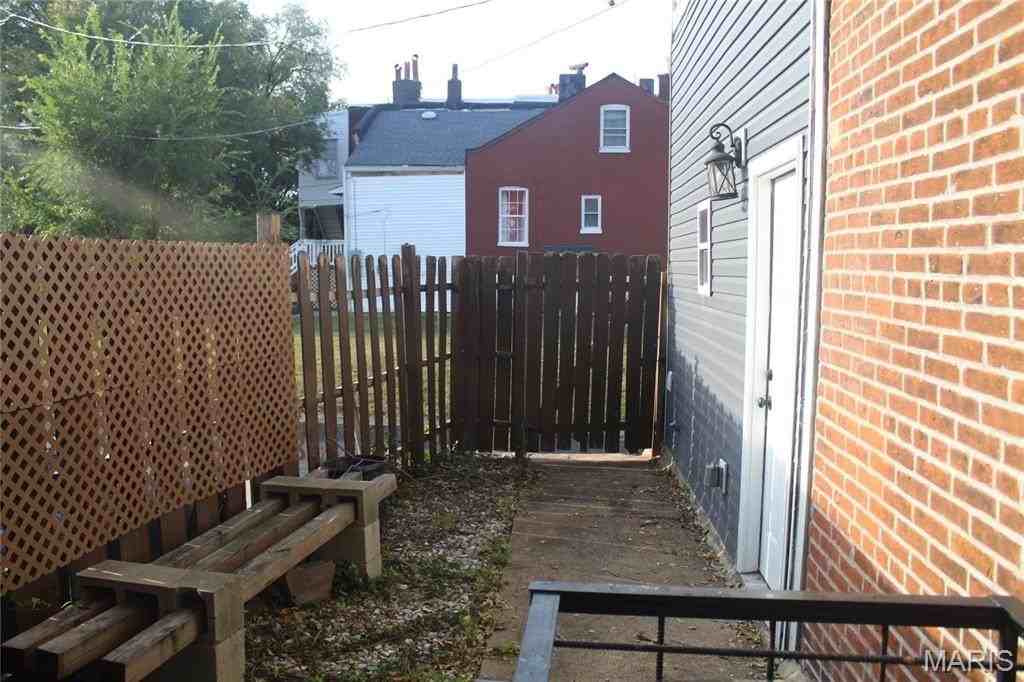 2812 Nebraska Ave - Photo 6 of 29