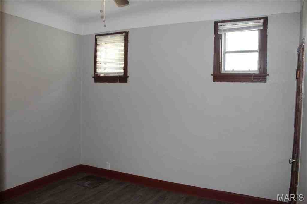 6107 Alabama Ave - Photo 5 of 14