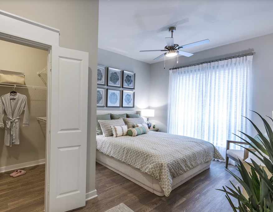 5190 Boardwalk Drive #17.283 - Photo 5 of 14