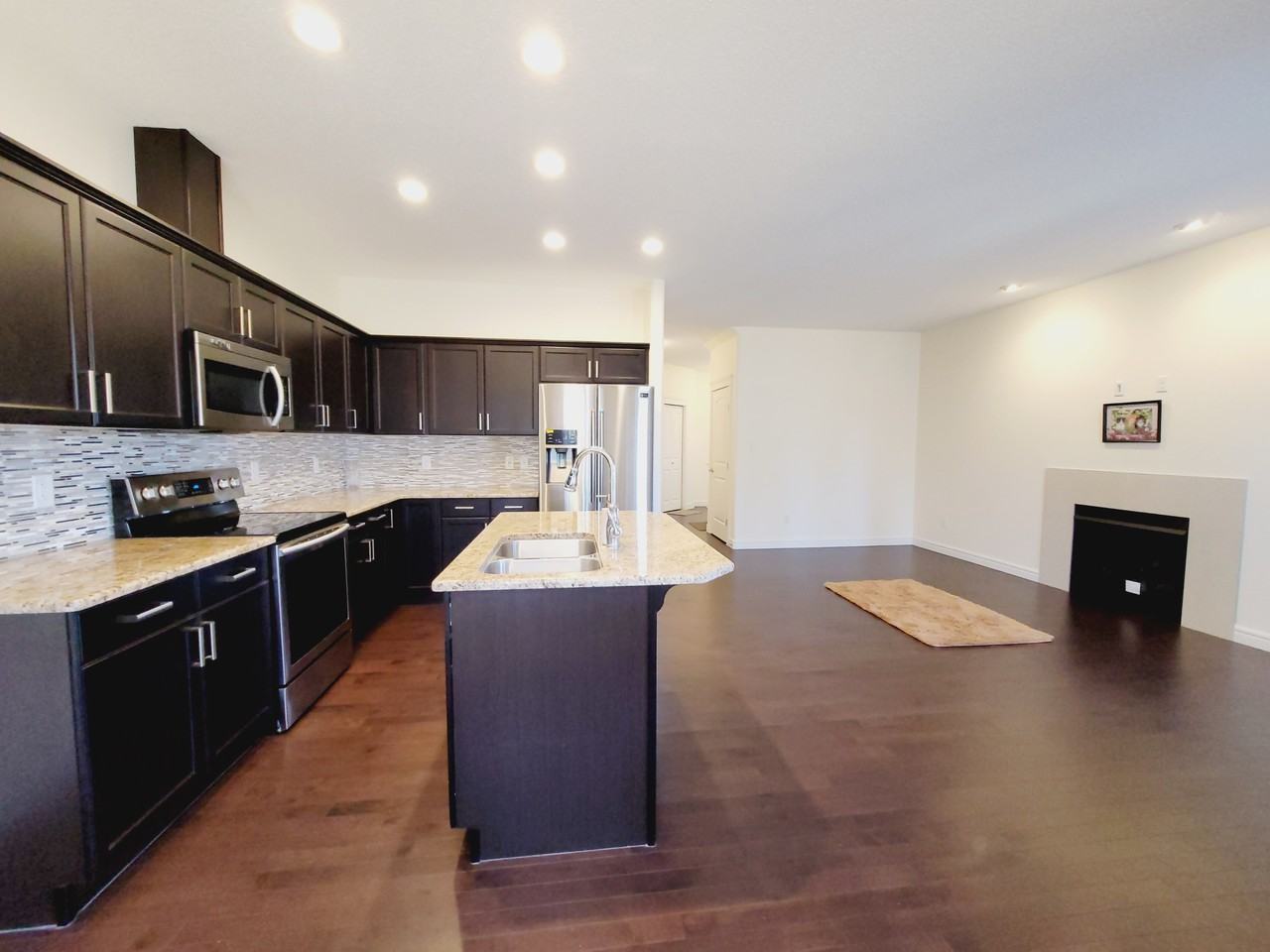 230 Hawks Ridge Blvd Nw - Photo 3 of 20