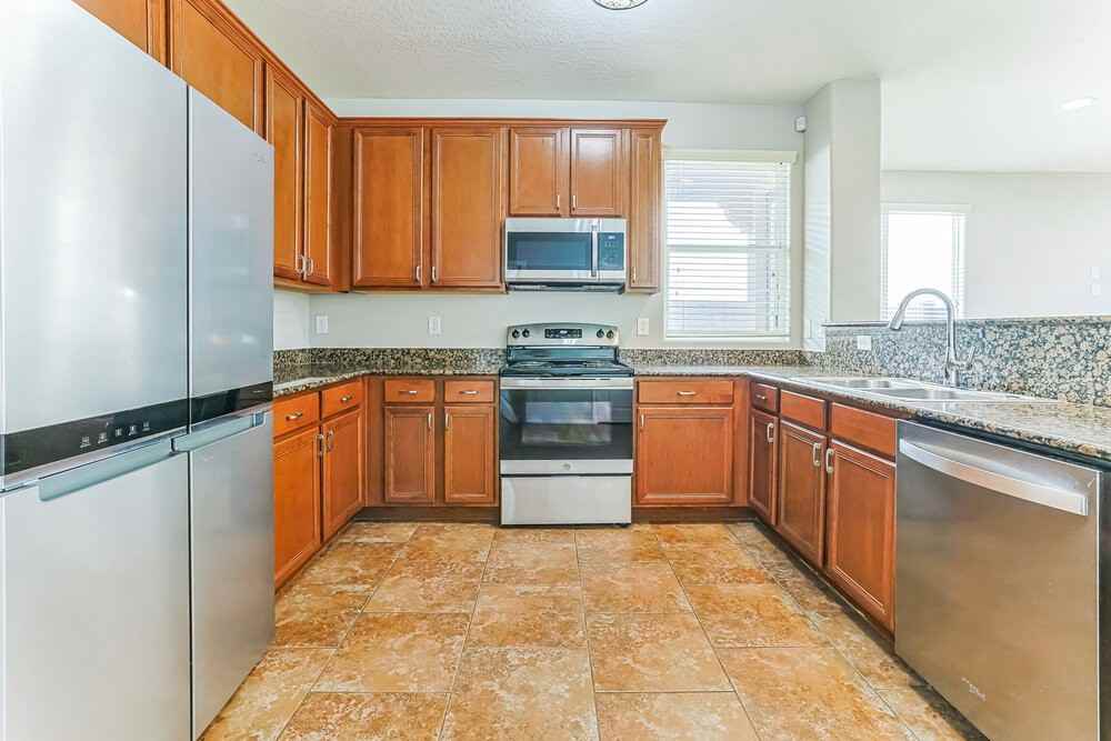 2090 S Heron Ln - Photo 7 of 17