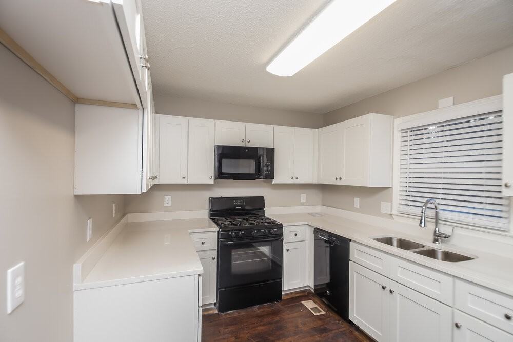 3846 Spring Meadow Dr - Photo 7 of 18