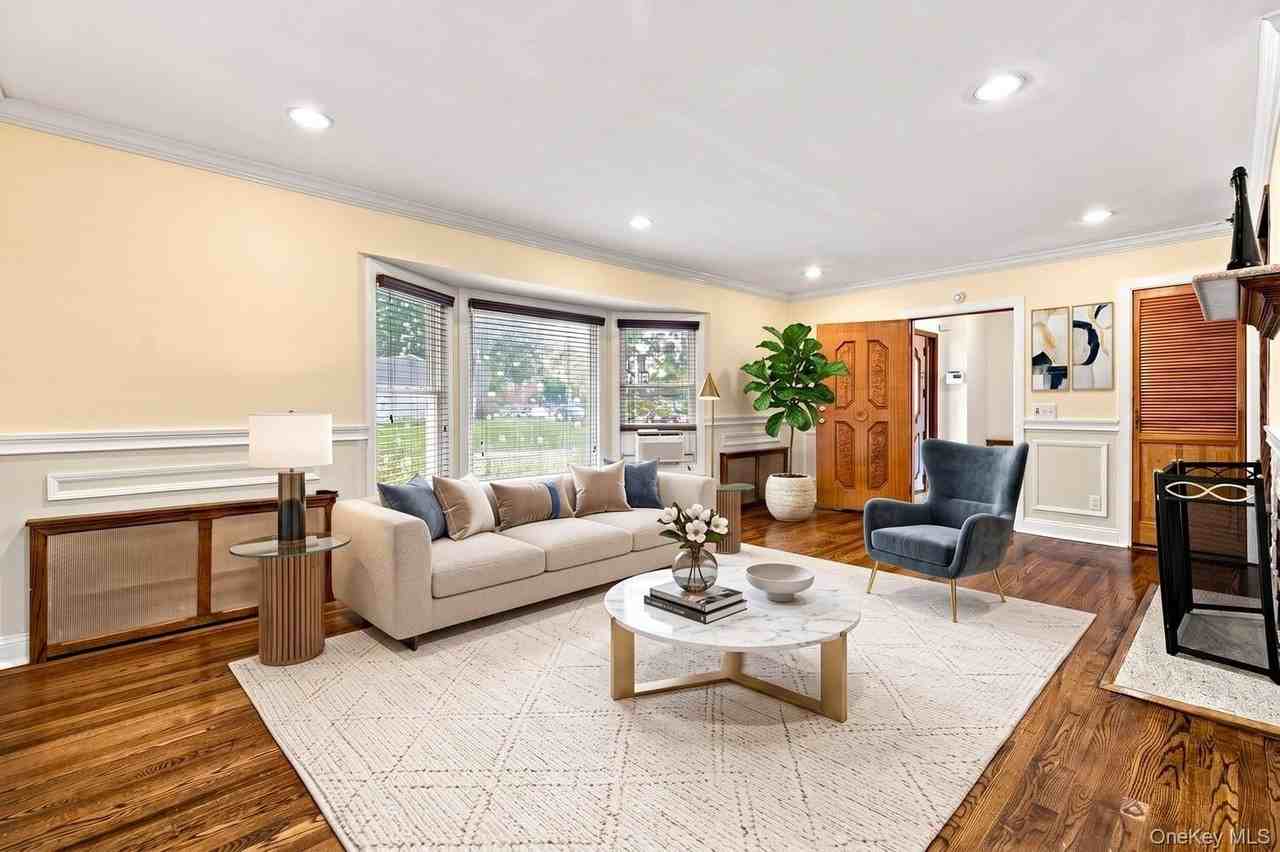 791 Cornwell Ave - Photo 3 of 23