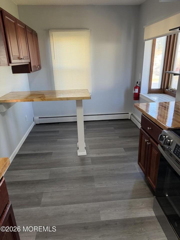 1313 8th Ave #1 - Photo 3 of 11