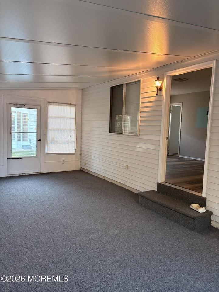 242 Fort De France Ave - Photo 3 of 10