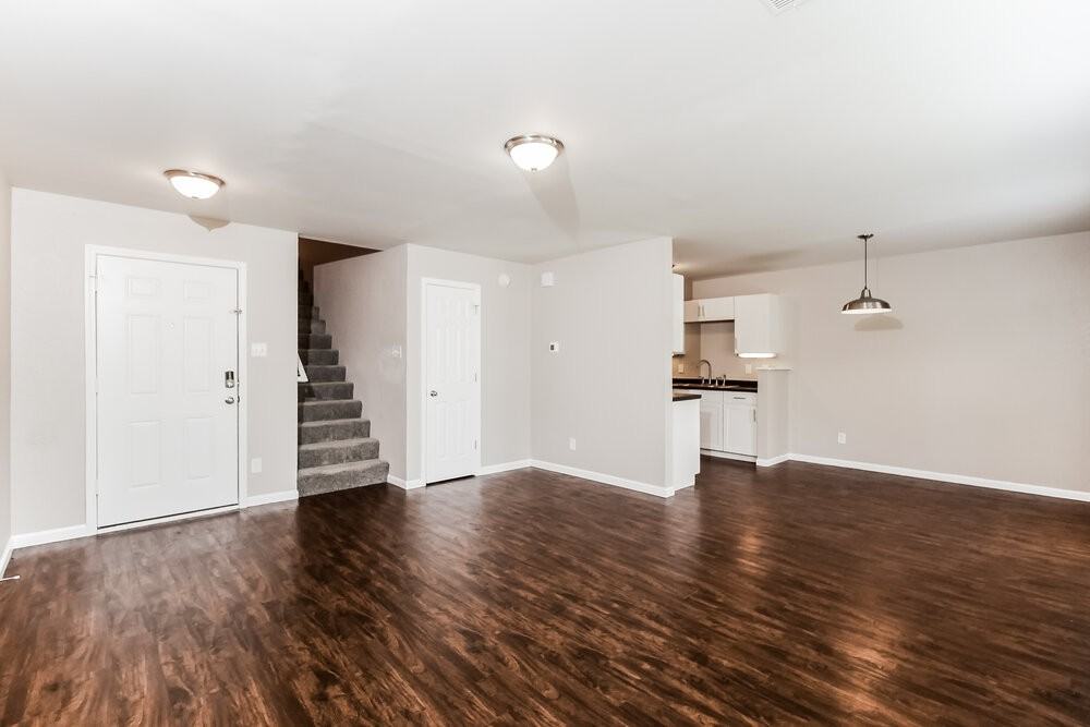 605 Fern St - Photo 6 of 17